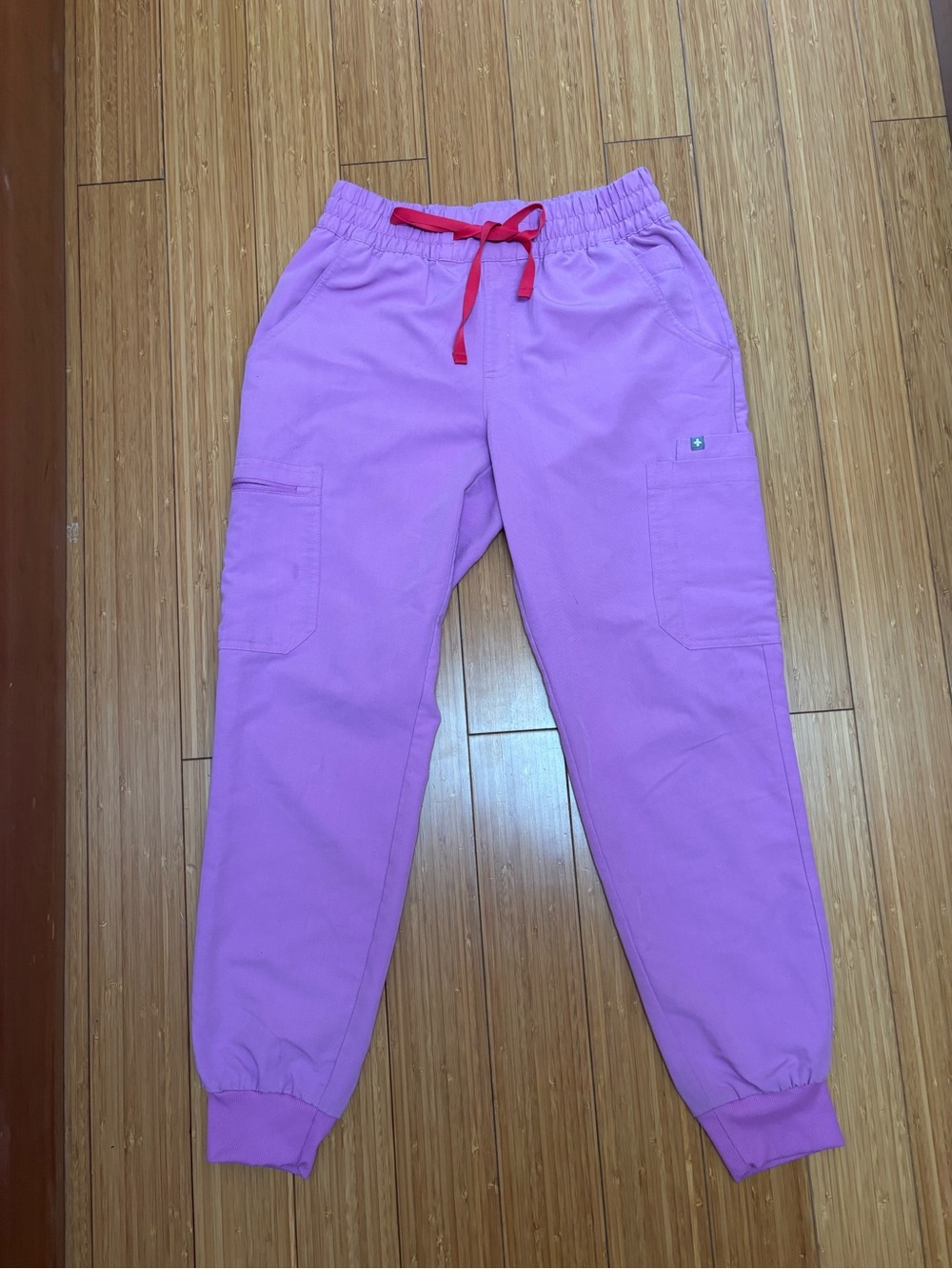 Women’s Figs Pink Jogger Scrub